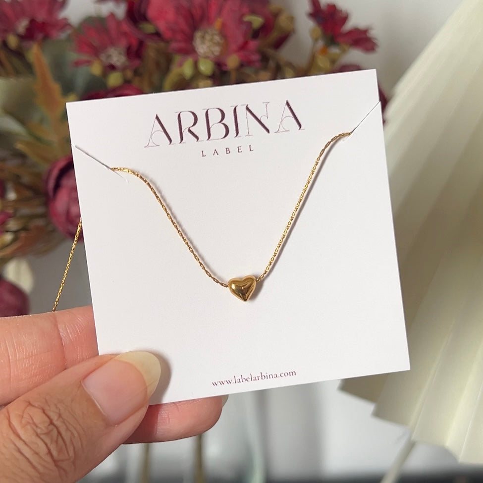 Amour necklace