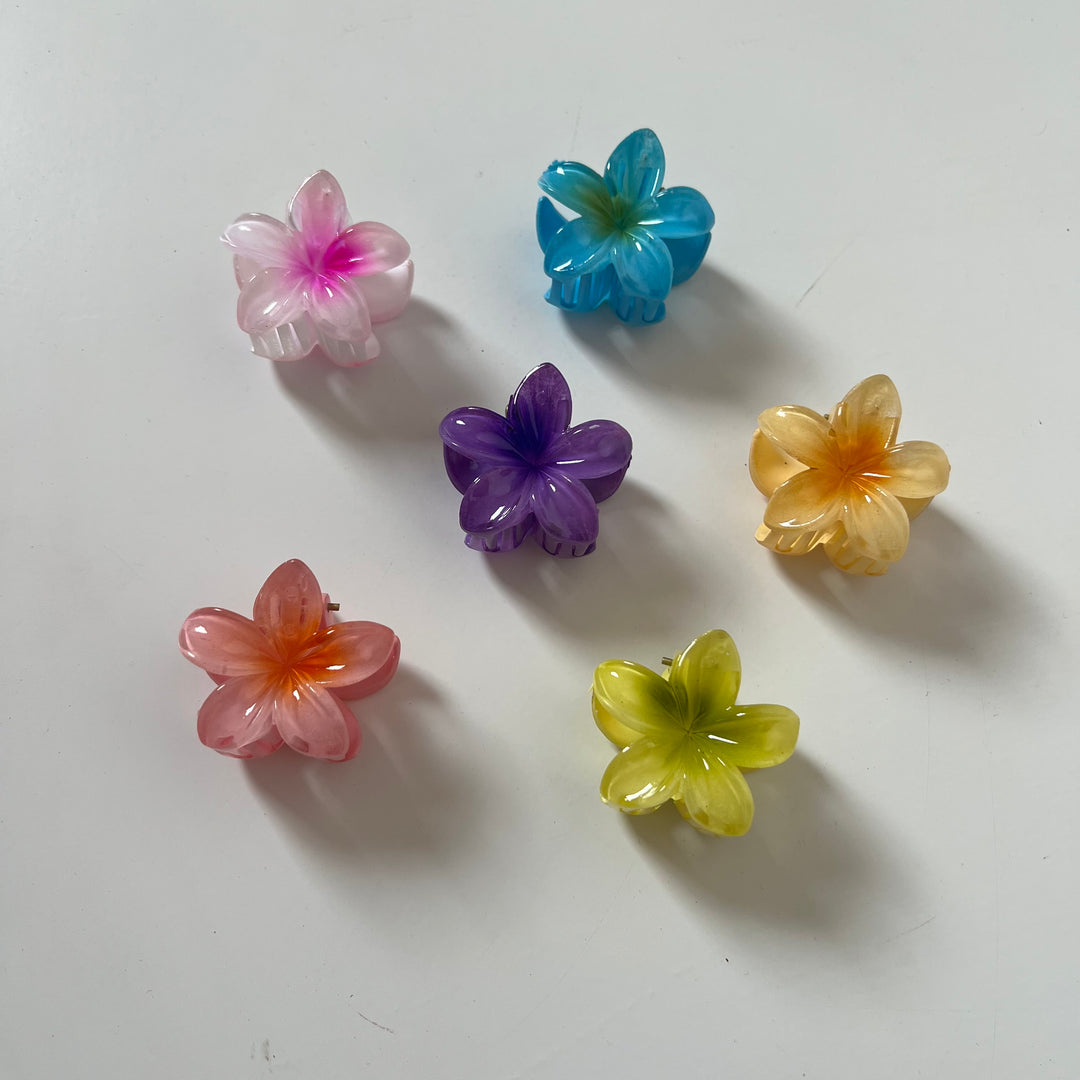 Floral mini claw clip